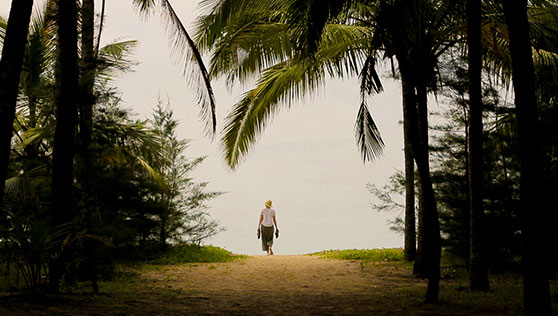 Walk to the beach from Xandari Resort Kerala